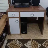 میز چوبی