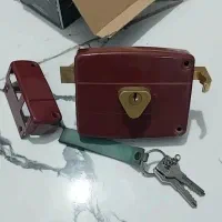 قفل درب حیاط