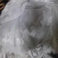 دوتا پرده سفید نو همره تاج برا اوپن
