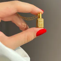 گردنبند عطریار|بدلیجات|اصفهان, خانه اصفهان|دیوار