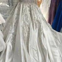 فروش تعدادی لباس عروس مخصوص مزون دارا