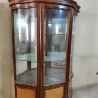 ویترین قدیمی