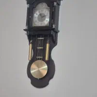 ساعت قهوه ای