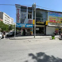 مغازه-تجاری-حاشیه-پارک