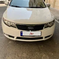 سراتو مدل ۹۷ شرکتی ۲۰۰۰ بسیار سالم