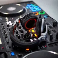 فراخوان دوره های آموزش حرفه ی ( Dj )