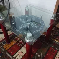 میز ناهار خوری شیشه ای