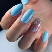 اموزش کاشت ناخن