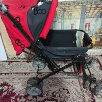 کالسکه قرمز