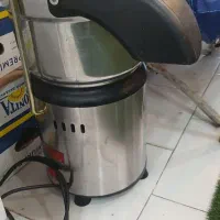ترازو و آبمیوه گیر