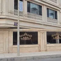 کارِگاه)حفاظِ)فرفورژ دربِ آکاردئون پَنجره اول