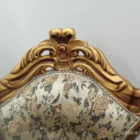 مبل سلطنتی کاملاً سالم