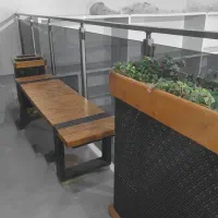 نیمکت چوبی ، استند و سطل زباله