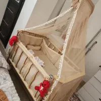 تخت نوزاد