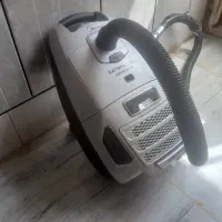 جاروبرقی و یخچال فریزر