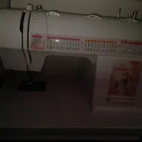 چرخ خیاطی کاملا نو با کارتون خودش