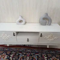 میز تلوزیون در حد نو