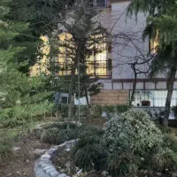 زعفرانیه 190 متر 50 متر حیاط در اختیار