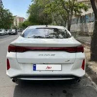 Kmc j7 مدل۱۴۰۴|خودرو سواری و وانت|تهران, هروی|دیوار