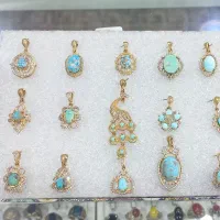 آویز گردنی فیروزه نیشابوری