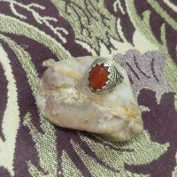 انگشتر نقره سرخ