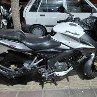 موتور ان اس  200 مدل 1398