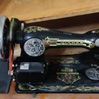 چرخ خیاطی ژاپنی مارک پیشان قدیمی کف چوبی اصل خودش
