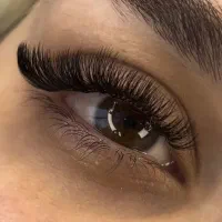 انواع اکستنشن مژه و لیفت مژه و ابرو با تخفیف ویژه
