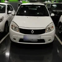 ساندرو ۹۸ استثنایی کم کار