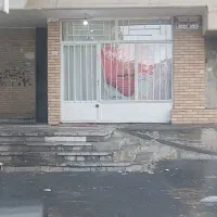 مغازه ۳۲ متری