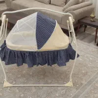 گهواره کودک فلزی در حد نو