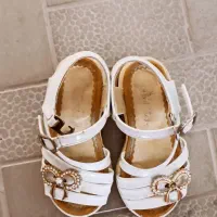 کغش|کفش و لباس بچه|شیروان (خراسان), |دیوار