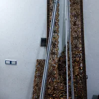 کتیبه و میل پرده