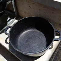 قابلمه‌ گرانیت باکیفت سایز 22و26موجود