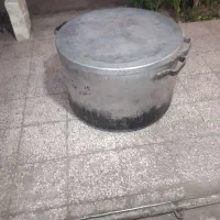 دیگ مجلسی بزرگ