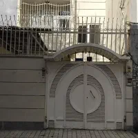 خانه ۱۰۰ متری در سه طبقه قولنامه ای