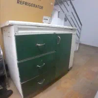 کابینت با سنگ مرر