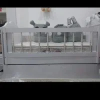 تخت گهواره نوزاد