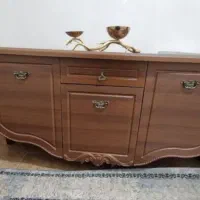 آیینه و کنسول