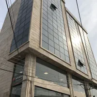 ۱۰۴ متر/دو اتاق/پارکینگ سندی/سند تجاری