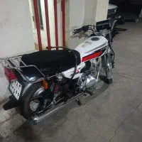 موتورسیکلت صفر متین خورده.