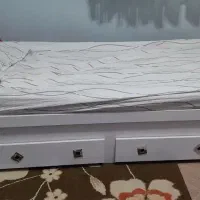 تخت یکتفره و تشک خوشخواب