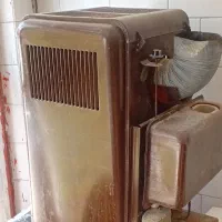 بخاری نفتی قدیمی