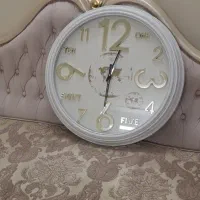 ساعت دیواری فوق سالم و شیک