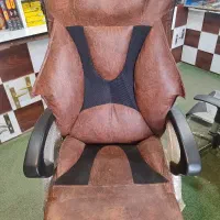 دو عدد صندلی