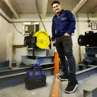 تعمیر کار آسانسور،۳۲ سال سابقه، متخصص آسانسور