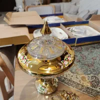 شکلات خوری با دو عدد نقل خوری