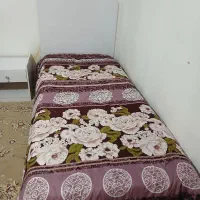 تخت وپاتختی