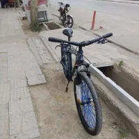 دوچرخه|دوچرخه، اسکیت، اسکوتر|آشخانه, |دیوار