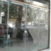 مغازه ۲۴۰ متری/ بر اصلی